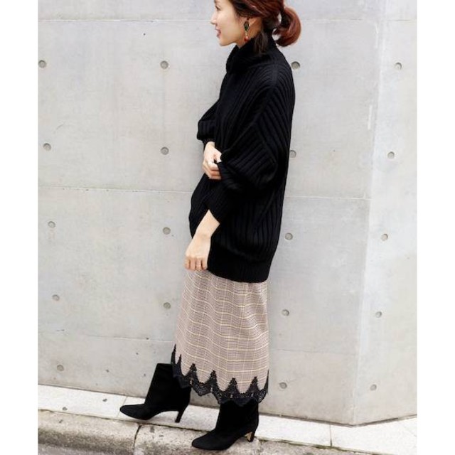 IENA(イエナ)の17AW超美品レースタイトスカート34 レディースのスカート(ひざ丈スカート)の商品写真