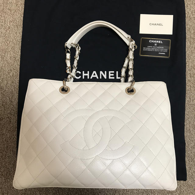 CHANEL - シャネル キャビアスキン チェーン トート