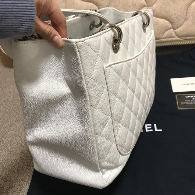 CHANEL(シャネル)のシャネル キャビアスキン チェーン トート レディースのバッグ(トートバッグ)の商品写真