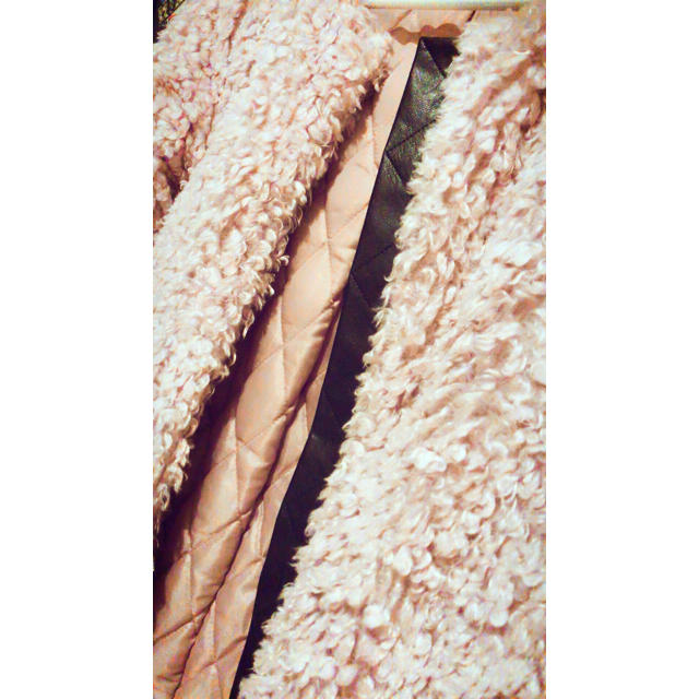 EMODA(エモダ)のボアコート レディースのジャケット/アウター(毛皮/ファーコート)の商品写真