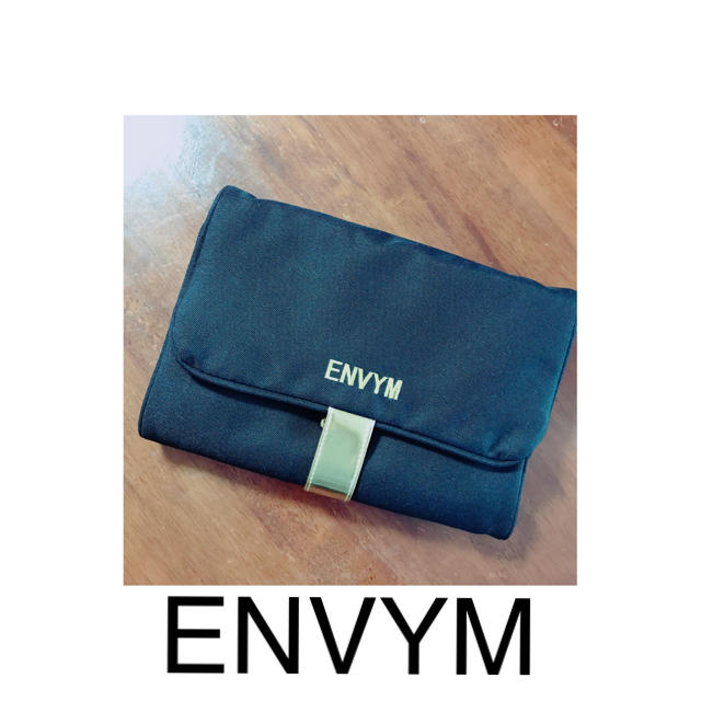 ENVYM(アンビー)のENVYM ノベルティポーチ レディースのファッション小物(ポーチ)の商品写真