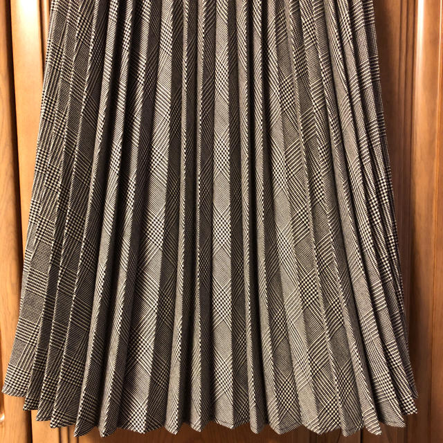 UNITED ARROWS(ユナイテッドアローズ)のグレンチェック プリーツスカート レディースのスカート(ひざ丈スカート)の商品写真