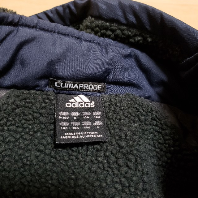 adidas(アディダス)の値下げ中‼️★adidas★ベンチコート★ネイビー★140 キッズ/ベビー/マタニティのキッズ服男の子用(90cm~)(コート)の商品写真