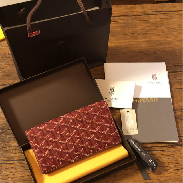 GOYARD(ゴヤール)のゴヤール 長財布 赤 メンズのファッション小物(長財布)の商品写真