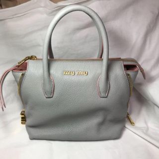 ミュウミュウ(miumiu)のmiumiu 2wayハンドバッグ ピンク×グレー(ハンドバッグ)