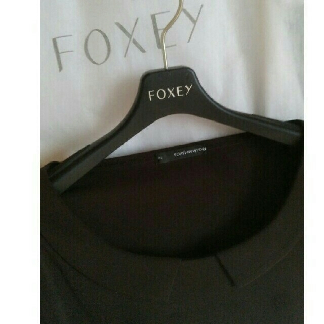 FOXEY(フォクシー)の★Carrie★さまご予約済み♡美品フォクシートップス レディースのトップス(カットソー(長袖/七分))の商品写真