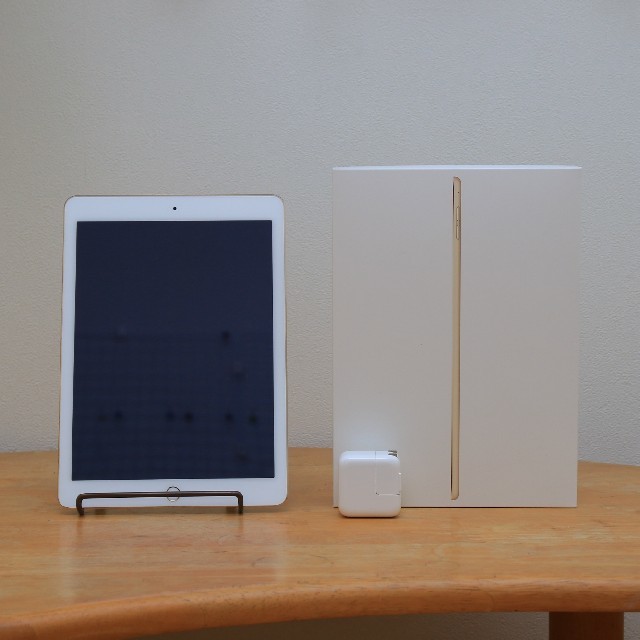 iPad Air2 16GB Wifiモデル タブレット