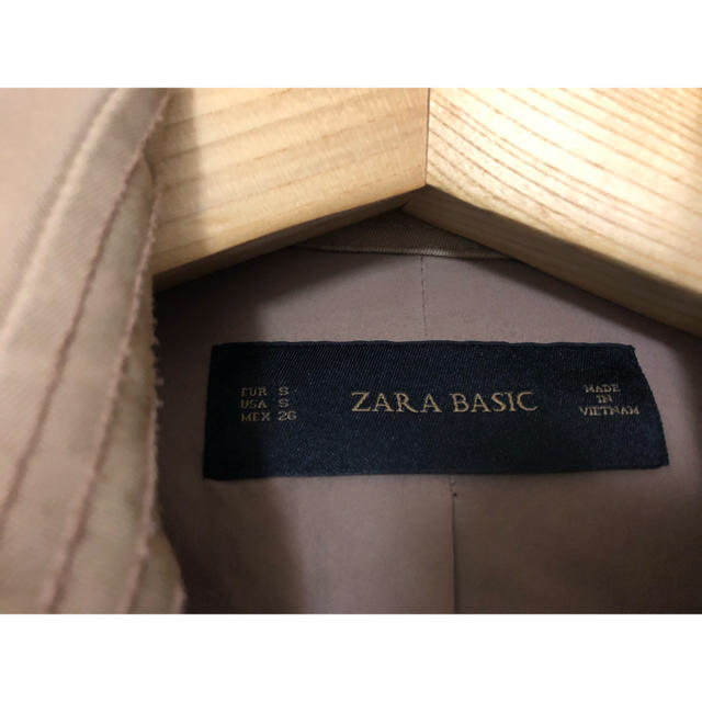 ZARA(ザラ)のZARA トレンチコート レディースのジャケット/アウター(トレンチコート)の商品写真