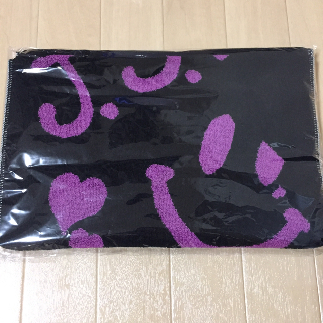 三代目 J Soul Brothers(サンダイメジェイソウルブラザーズ)のNeon LOVE Face Towel フェイスタオル エンタメ/ホビーのタレントグッズ(ミュージシャン)の商品写真