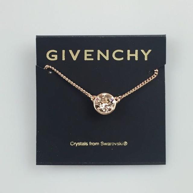 SWAROVSKI(スワロフスキー)のお値下げ！GIVENCHY★キラキラ輝くスワロフスキー！一粒ネックレス レディースのアクセサリー(ネックレス)の商品写真