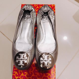 トリーバーチ(Tory Burch)のお値下げ！【TORY BURCH】フラットシューズ(バレエシューズ)