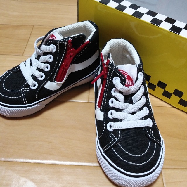 VANS(ヴァンズ)のVANS　子供 キッズ/ベビー/マタニティのベビー靴/シューズ(~14cm)(スニーカー)の商品写真