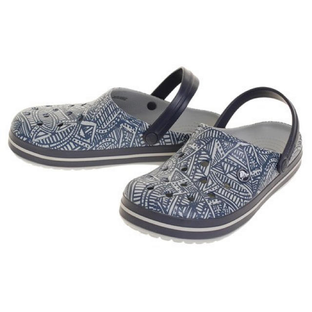 crocs(クロックス)のクロックス 26cm グレー ネイビー グラフィック ビーチサンダル メンズの靴/シューズ(サンダル)の商品写真