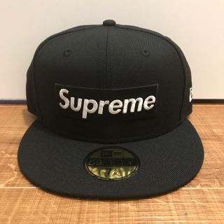 シュプリーム(Supreme)の【10/18限定】Supreme New Era PLAY BOY 7 3/8(キャップ)