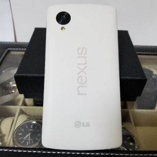 エルジーエレクトロニクス(LG Electronics)のあんちゃん様専用　　Nexus5 　SIMフリー　16ギガ　ホワイト(スマートフォン本体)