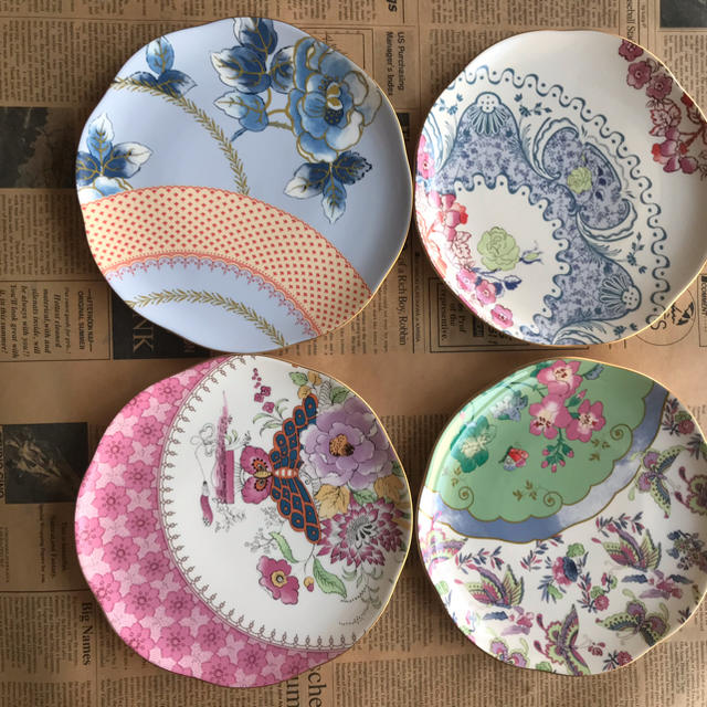 WEDGWOOD - ウェッジウッド バタフライブルーム 皿4枚セットの通販 by ...