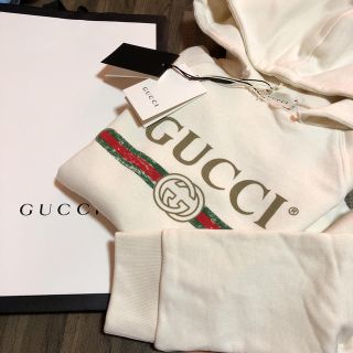 グッチ(Gucci)のGUCCI パーカー 新品(ジャケット/上着)