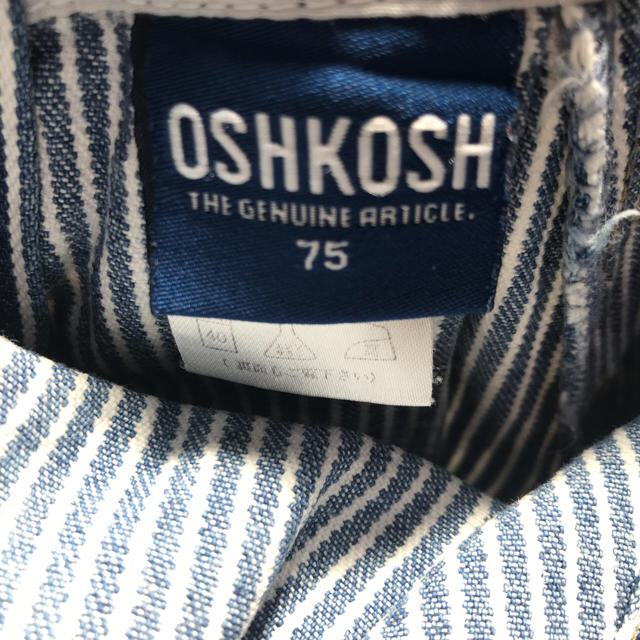 OshKosh(オシュコシュ)のRREEN様専用 ヒッコリーデニム オーバーオール 75サイズ  キッズ/ベビー/マタニティのベビー服(~85cm)(パンツ)の商品写真