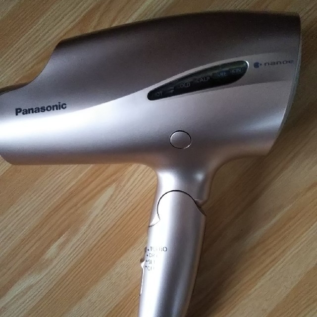 Panasonic(パナソニック)の【kyo-様専用】PanasonicヘアドライヤーナノケアEH-NA99-PN スマホ/家電/カメラの美容/健康(ドライヤー)の商品写真