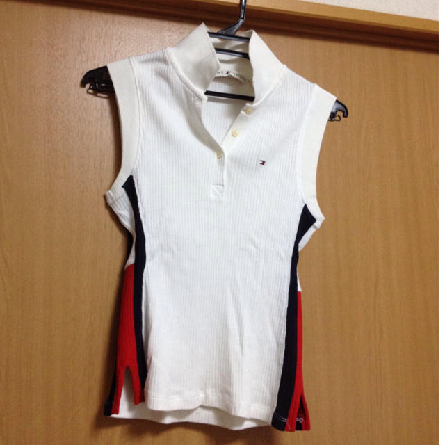 TOMMY HILFIGER(トミーヒルフィガー)のお値下げ中☆トミーヒルフィガー☆ レディースのトップス(カットソー(半袖/袖なし))の商品写真