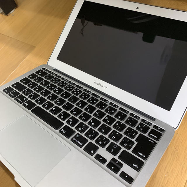 今日限りの値下げ！MacBook air 11inch core i5ノートPC