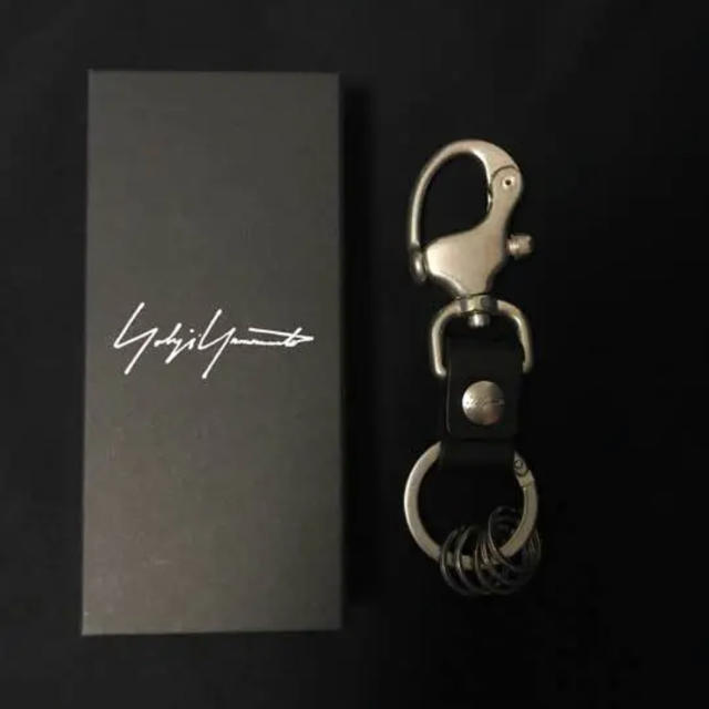 Yohji Yamamoto(ヨウジヤマモト)のYohji Yamamoto カラビナ メンズのファッション小物(キーホルダー)の商品写真