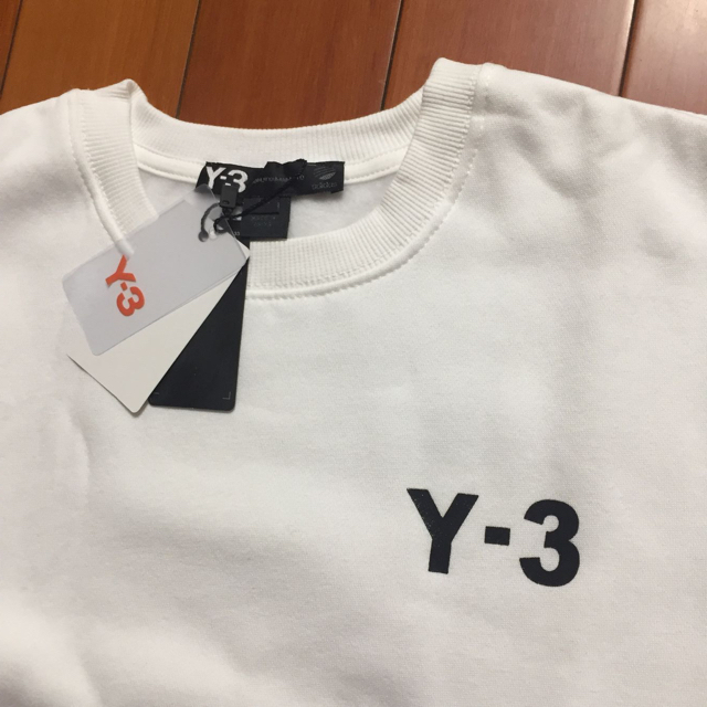 Y-3(ワイスリー)のY-3定番スウェット白Lサイズ メンズのトップス(スウェット)の商品写真