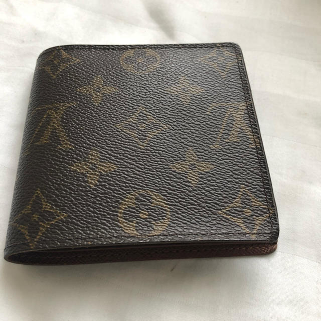 LOUIS VUITTON(ルイヴィトン)のルイヴィトン 二つ折り財布 箱付き メンズのファッション小物(折り財布)の商品写真