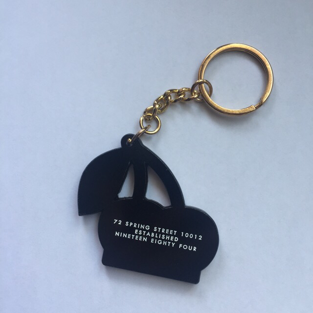 MARC JACOBS(マークジェイコブス)のMARC JACOBS キーチェーン バッグチャーム【新品】 レディースのファッション小物(キーホルダー)の商品写真