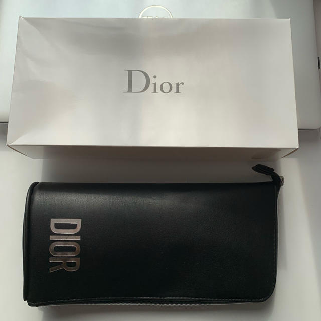 Dior - 【値下2】【新品】Dior ブラシケース 縦型 ポーチの通販 by みーまま's shop｜ディオールならラクマ