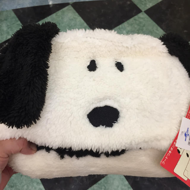 Snoopy ユニバ Usj スヌーピー フード付きポンチョの通販 By まいきー S Shop スヌーピーならラクマ