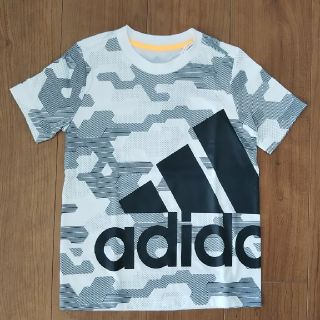 アディダス(adidas)のEri様専用  Tシャツ タグつき(Tシャツ/カットソー)