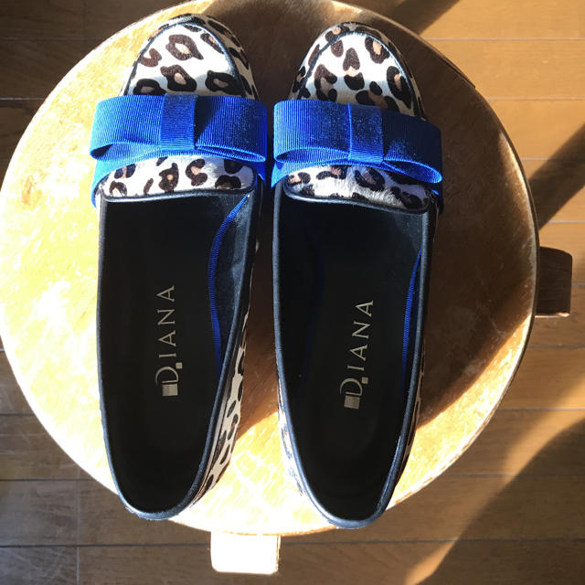DIANA(ダイアナ)のDIANA レオパード柄 ハラコ リボンローファー レディースの靴/シューズ(ローファー/革靴)の商品写真