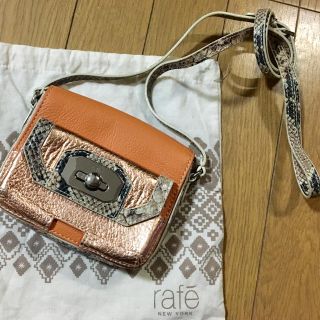 ラフェニューヨーク(rafē NEWYORK（rafe NEWYORK）)のrafe レザーミニショルダー(ショルダーバッグ)