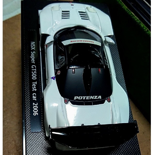 ホンダ(ホンダ)のレア 新品未使用 HONDA NSX GT500 Test car 2006 エンタメ/ホビーのおもちゃ/ぬいぐるみ(ミニカー)の商品写真