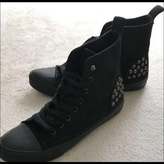 マウジー(moussy)のMOUSSY スタッズ スニーカー(スニーカー)