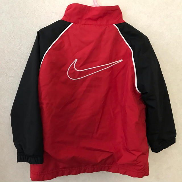 NIKE(ナイキ)のナイキ100cm パーカー キッズ/ベビー/マタニティのキッズ服男の子用(90cm~)(ジャケット/上着)の商品写真