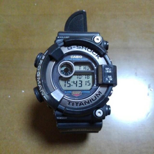 CASIO(カシオ)のG-SHOCK フロッグマン　定番　カスタム　DW-8200 メンズの時計(腕時計(デジタル))の商品写真