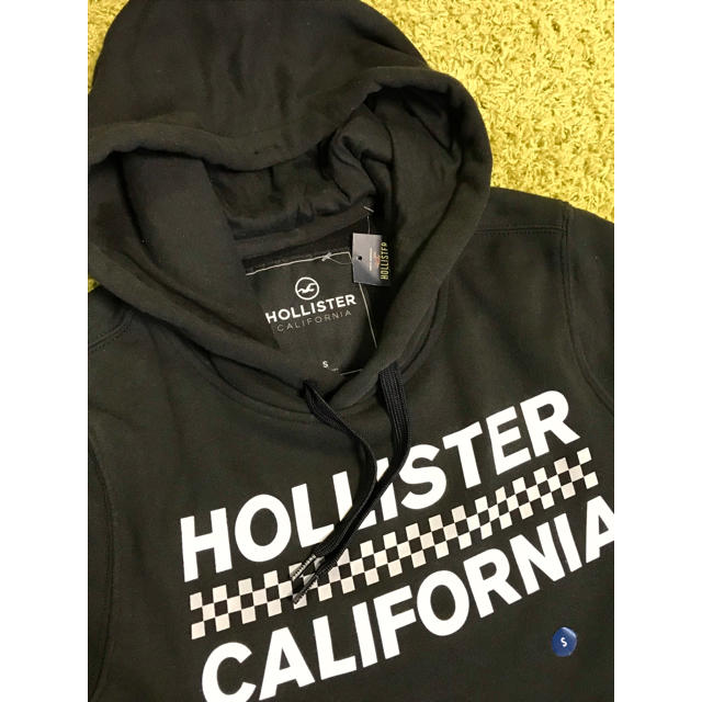 Hollister(ホリスター)のHOLLISTER/パーカー ブラック ＊新品＊ ＊値引中＊ メンズのトップス(パーカー)の商品写真