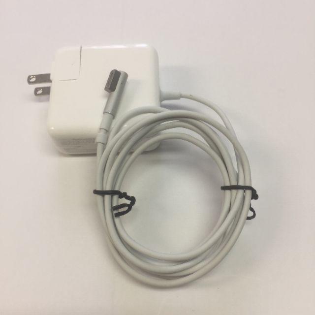 Apple(アップル)のMacBook air 充電ケーブル スマホ/家電/カメラのPC/タブレット(PC周辺機器)の商品写真