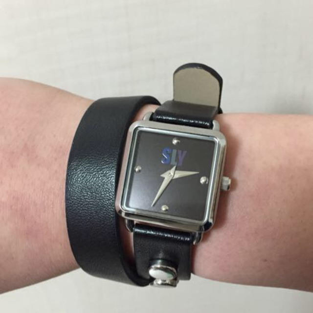 SLY(スライ)のSLY ノベルティ 腕時計  レディースのファッション小物(腕時計)の商品写真
