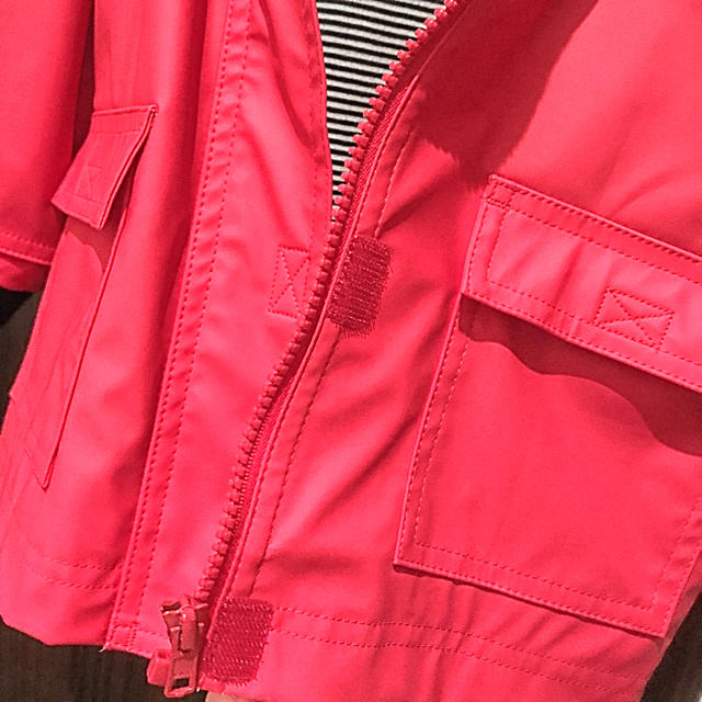 PETIT BATEAU(プチバトー)のプチバトー ヨットパーカー ピンク 18m 新品 キッズ/ベビー/マタニティのベビー服(~85cm)(ジャケット/コート)の商品写真