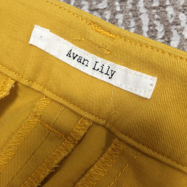 Avan Lily(アバンリリー)のAvanLily☆2WAYストレッチスティックパンツM レディースのパンツ(クロップドパンツ)の商品写真