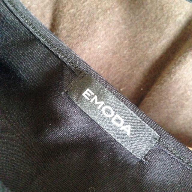 EMODA(エモダ)の美品 ｴﾓﾀﾞ ﾁｭﾆｯｸ ｶｯﾄｿｰ レディースのトップス(チュニック)の商品写真