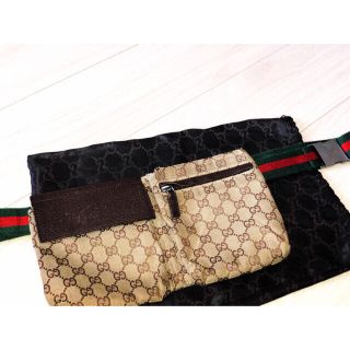 グッチ(Gucci)のGUCCI ショルダーバッグ(ショルダーバッグ)