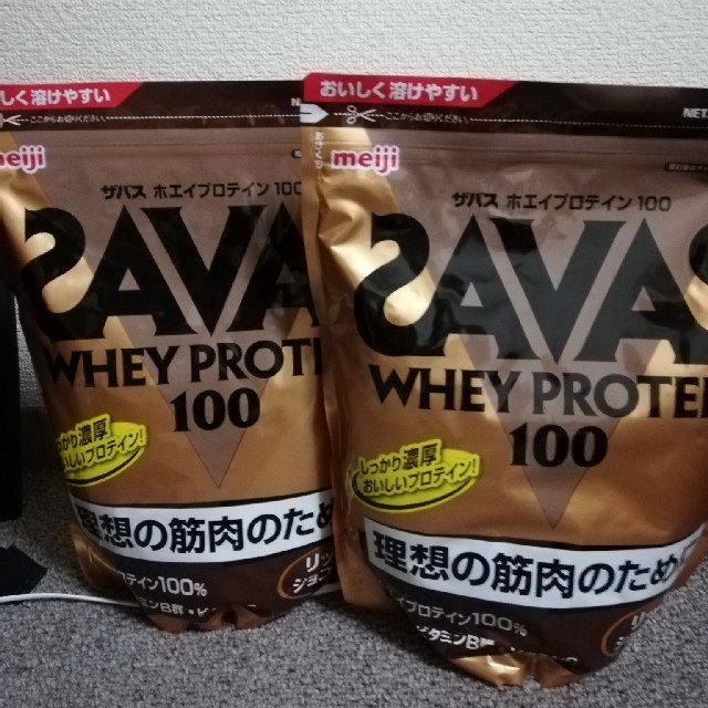 SAVAS(ザバス)の【2袋】ザバス ホエイプロテイン 1050g 食品/飲料/酒の健康食品(プロテイン)の商品写真