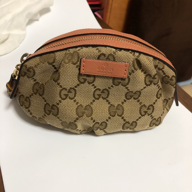 Gucci(グッチ)の グッチ GUCCI ポーチ コスメポーチ 化粧ポーチ GGキャンバス  レディースのファッション小物(ポーチ)の商品写真