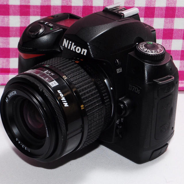 フォトアルバム⭐ドキドキの予感⭐Nikon D70s レンズキット・安心保証・豪華付属品♪