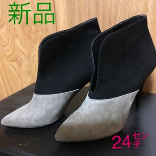 ダイアナ(DIANA)の【値下げしました】DIANA バイカラーブーティー 新品(ブーティ)