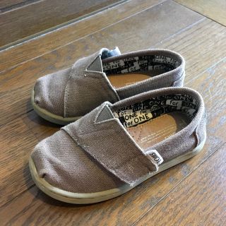 トムズ(TOMS)の最終値下げ！2/11で出品終了します。TOMSスリッポン(スニーカー)